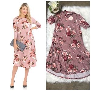 Blush Trapeze Floral Midi Dress L